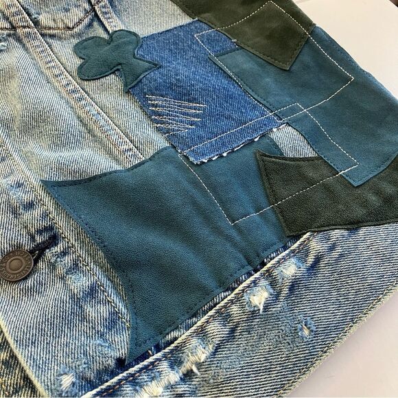 Levi’s Patchwork Trucker Jacket - Picture 6 of 15